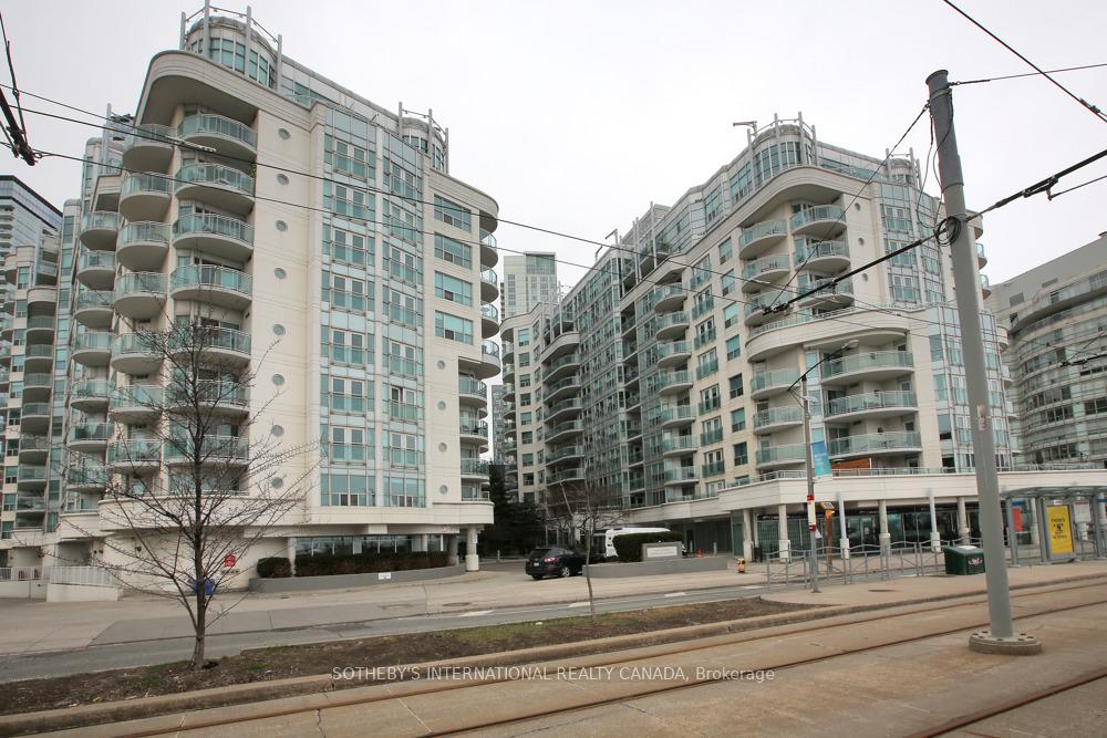 600 Queens Quay N/A W SPH22, Toronto, ON M5V 3M3