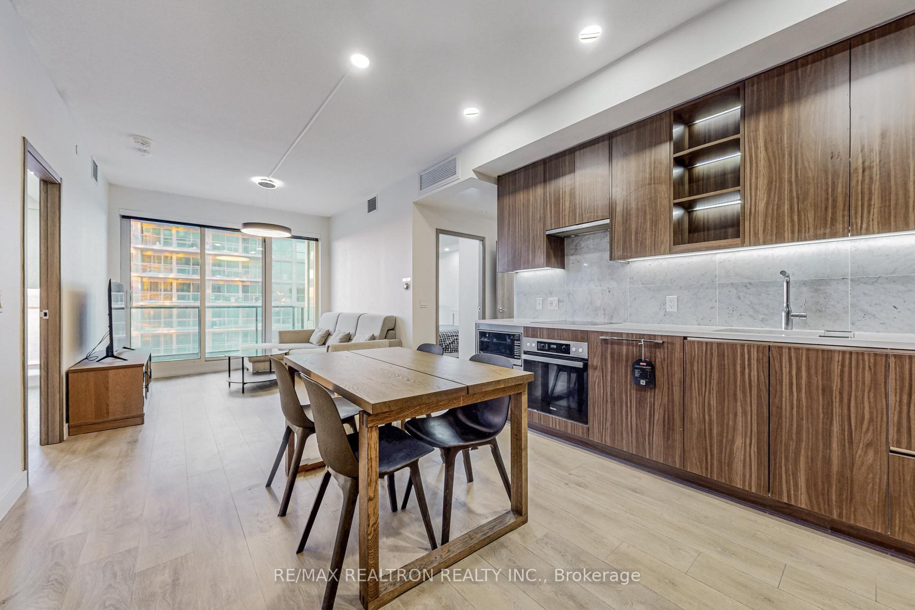 85 Mcmahon Drive 3106, Toronto, ON M2K 0H1