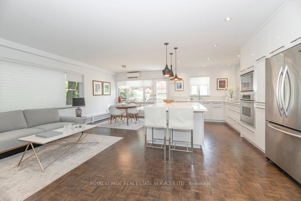 31 Rosedale Road 103, Toronto, ON M4W 2P5