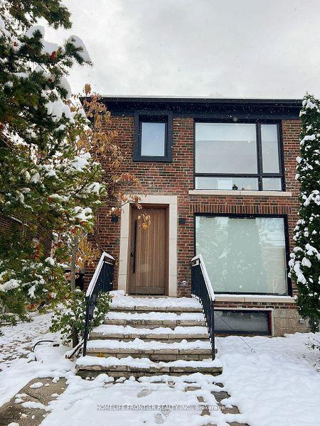 127 Glenvale Boulevard, Toronto, ON M4G 2W1