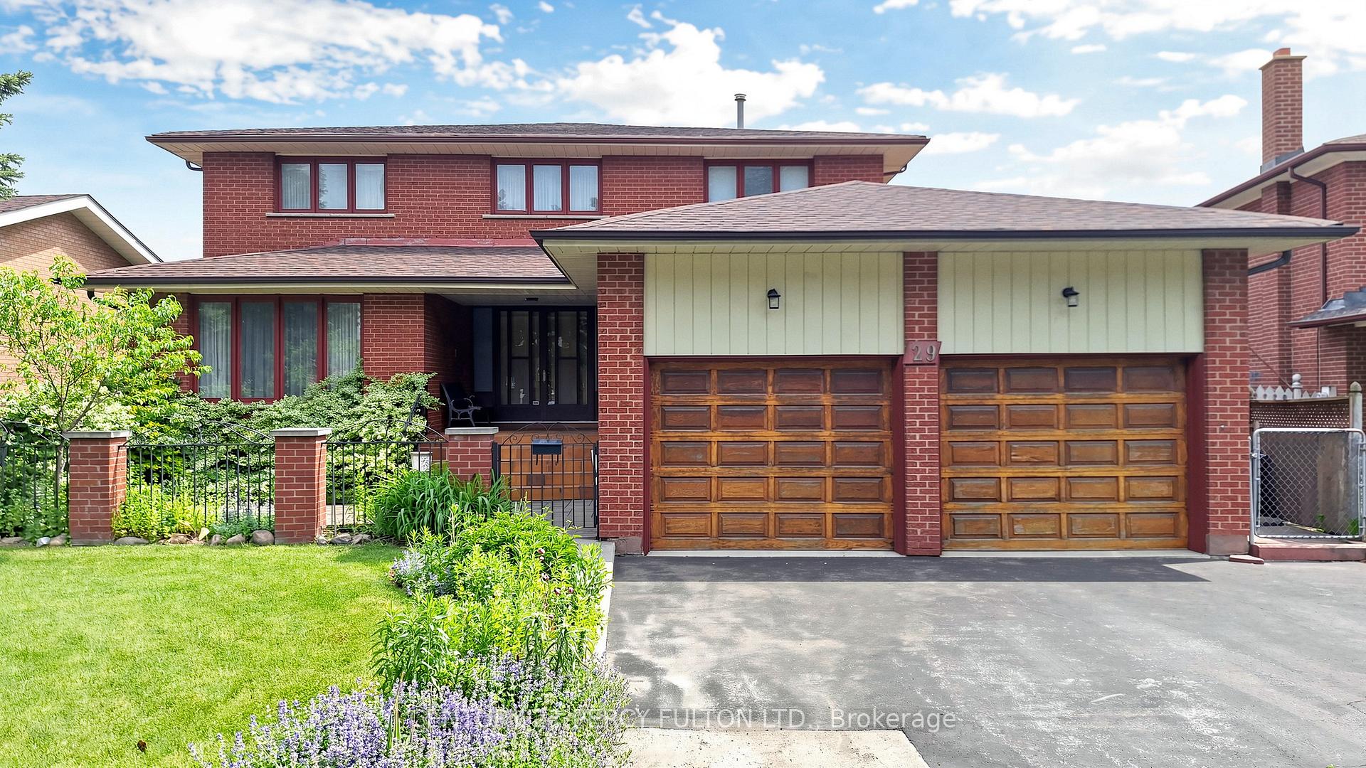 29 Ernest Avenue, Toronto, ON M2J 3T4