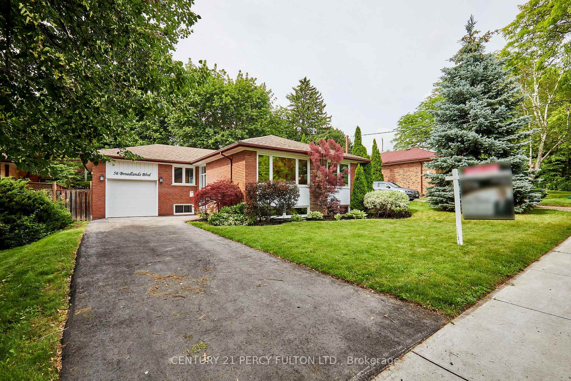 56 Broadlands Boulevard, Toronto, ON M3A 1J3