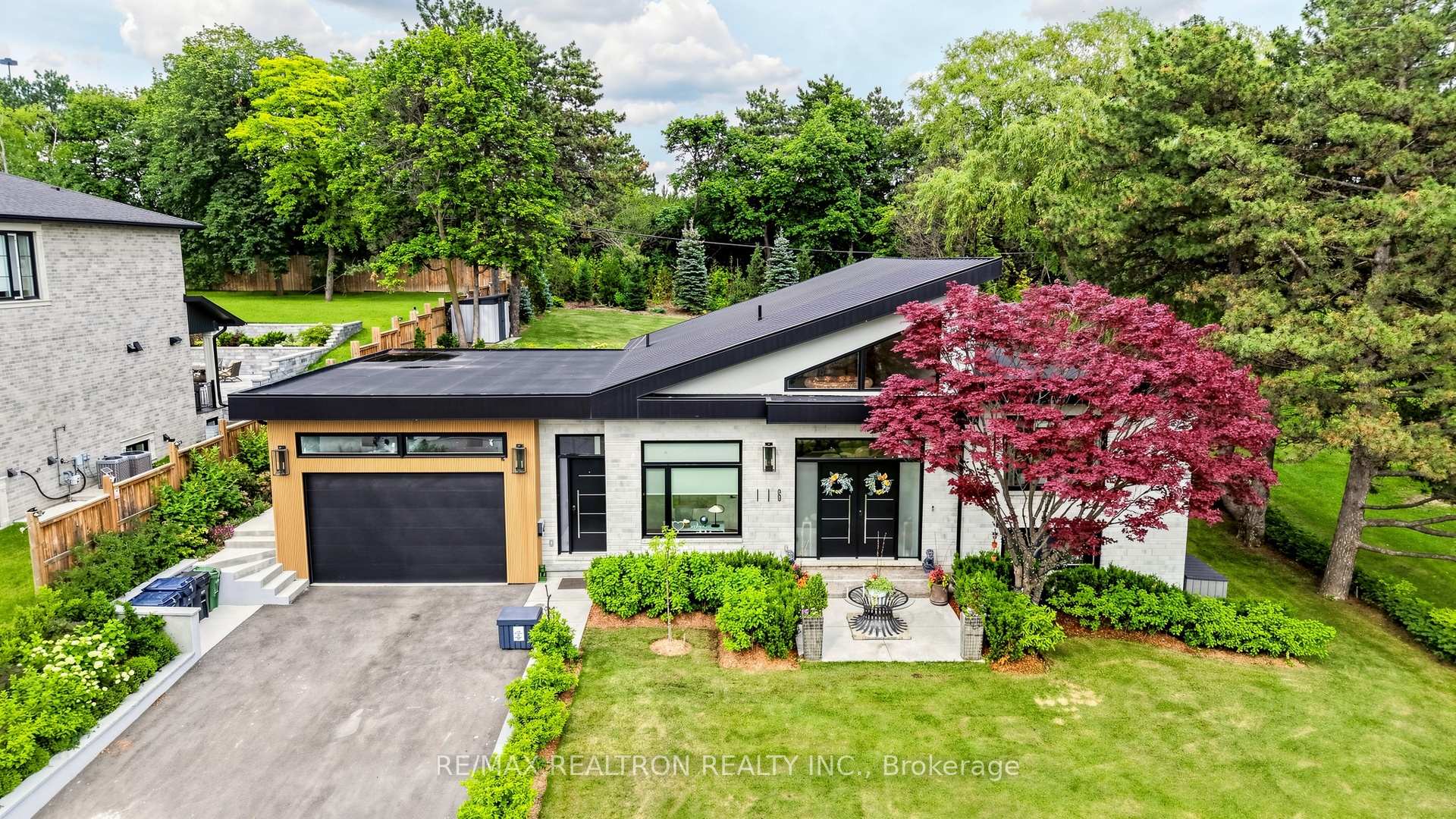 116 Laurentide Drive, Toronto, ON M3A 3E5