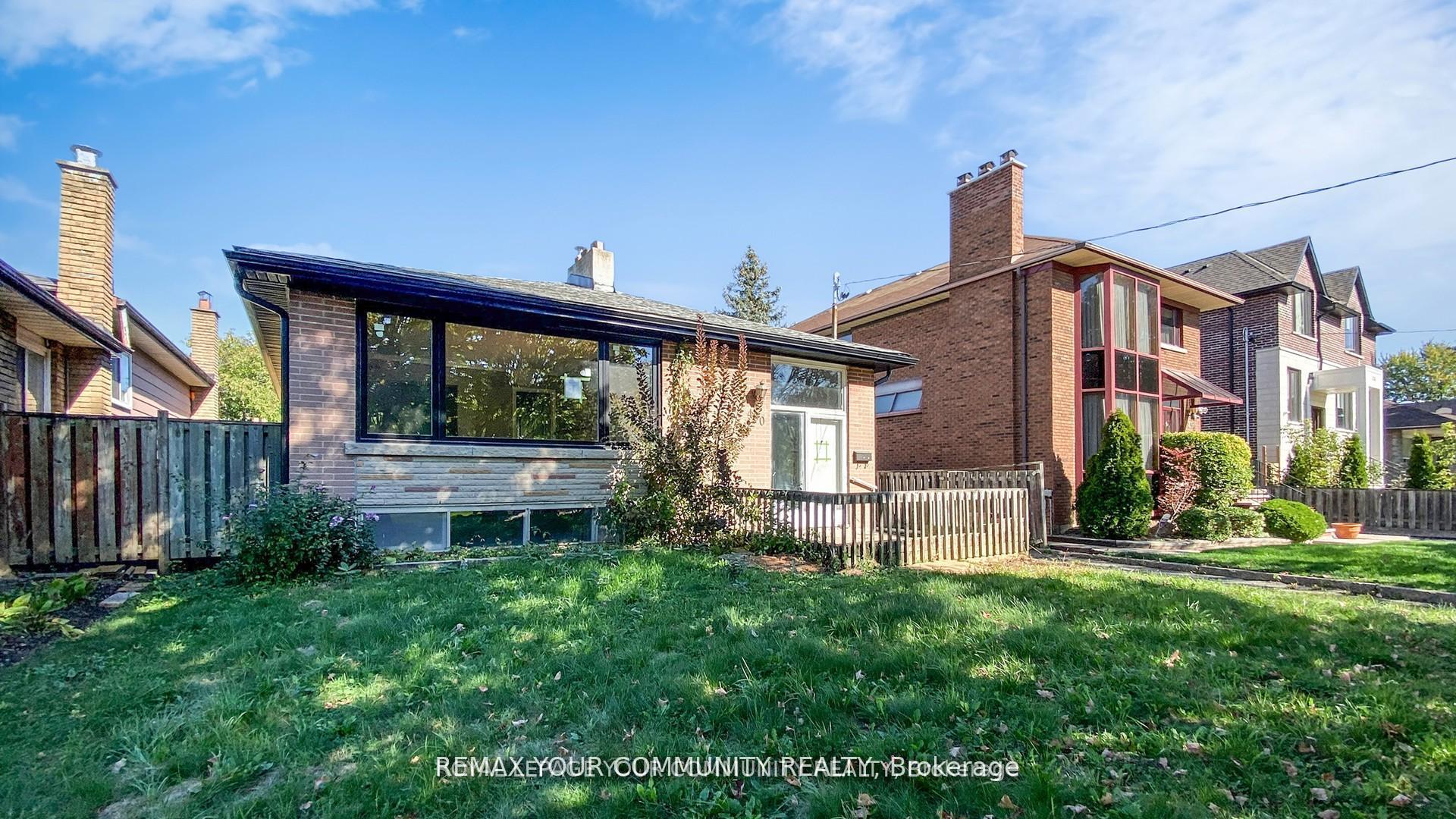 480 Ellerslie Avenue, Toronto, ON M2R 1C4