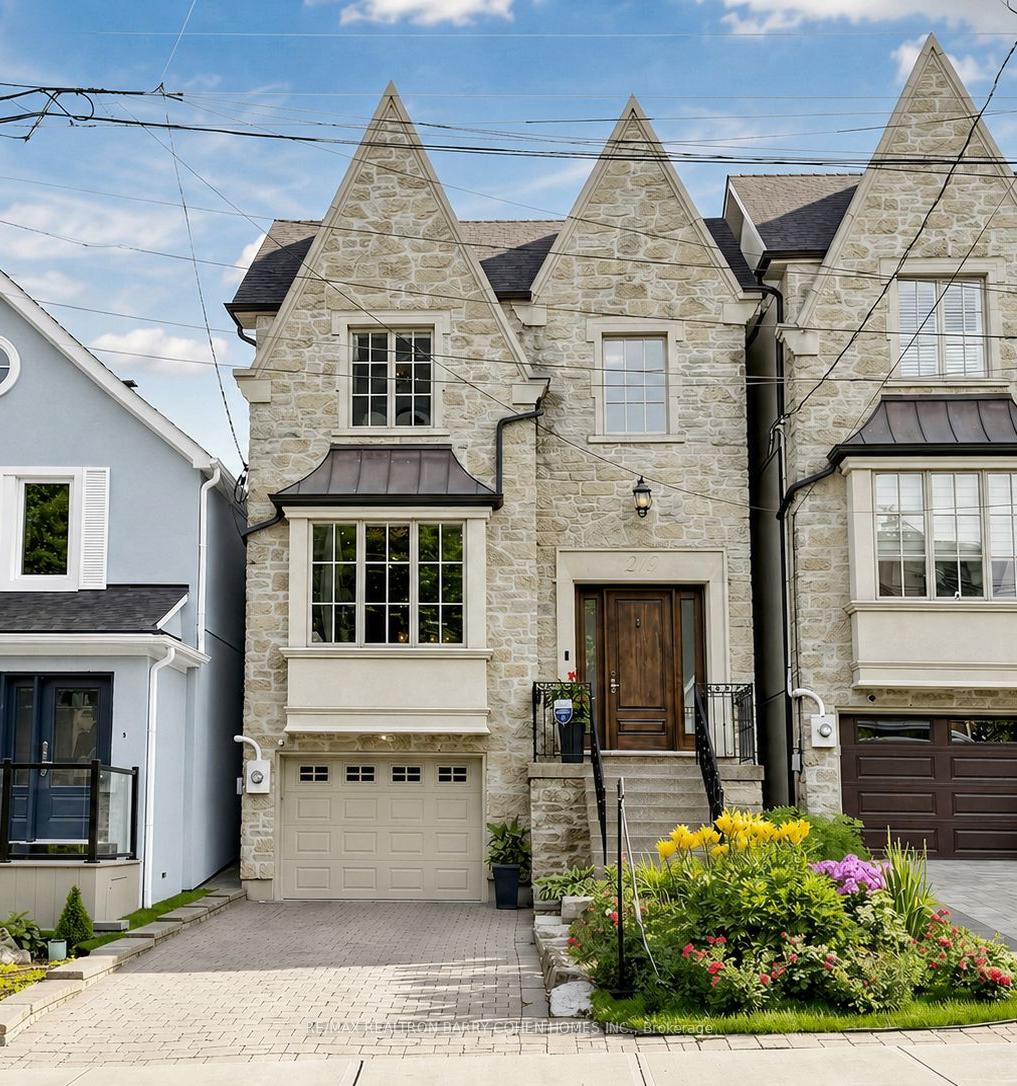 219 Hillsdale Avenue E, Toronto, ON M4S 1T7