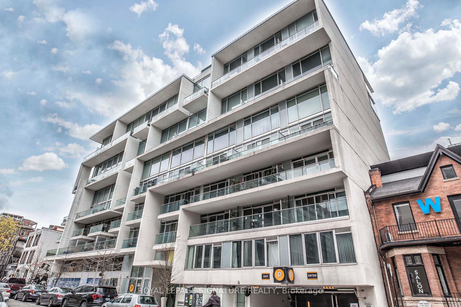 75 Portland Street 306, Toronto, ON M5V 2M9