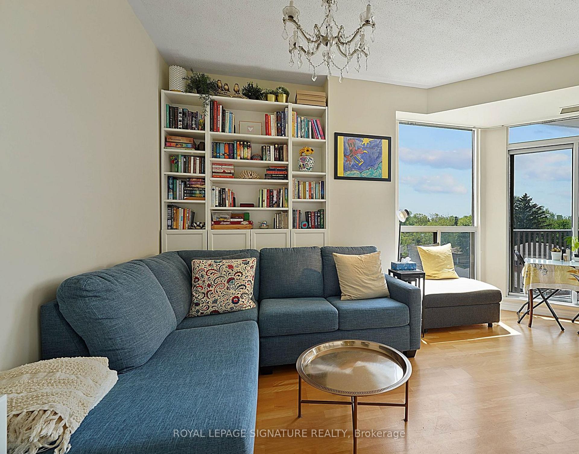 4200 Bathurst Street 514, Toronto, ON M3H 6C7