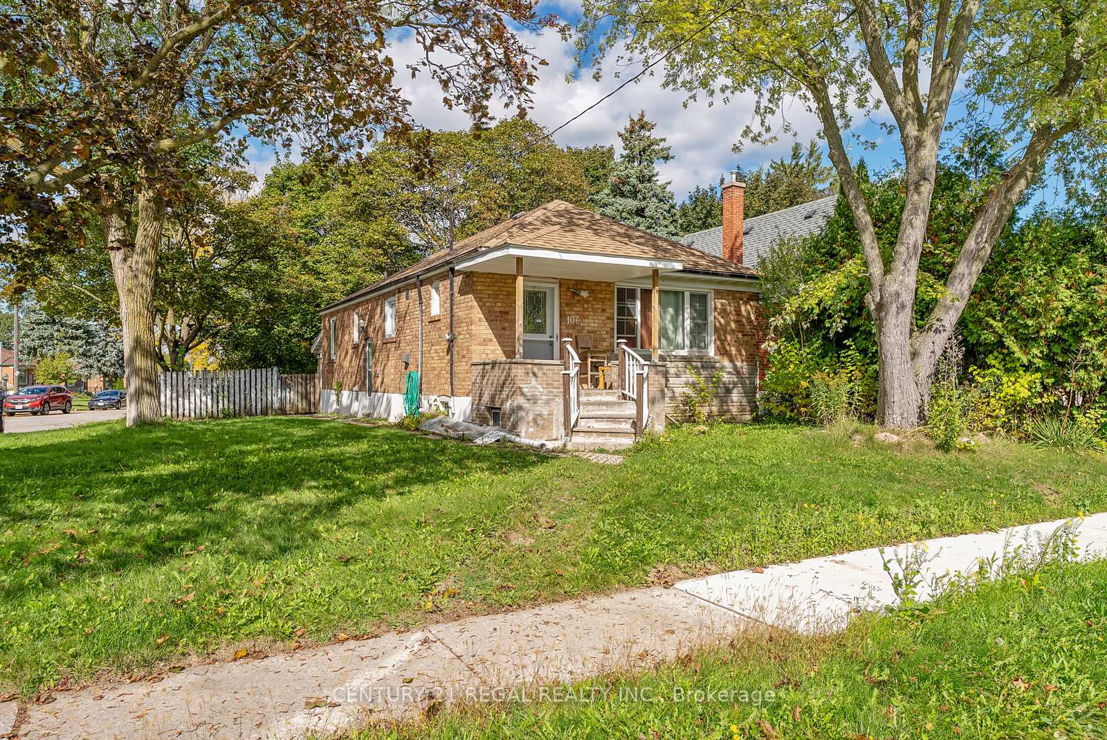 106 FLORA Drive, Toronto, ON M1P 1A8