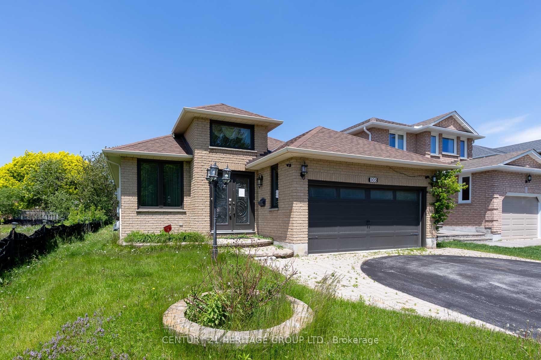 305 Sandringham Drive, Clarington, ON L1E 3A7