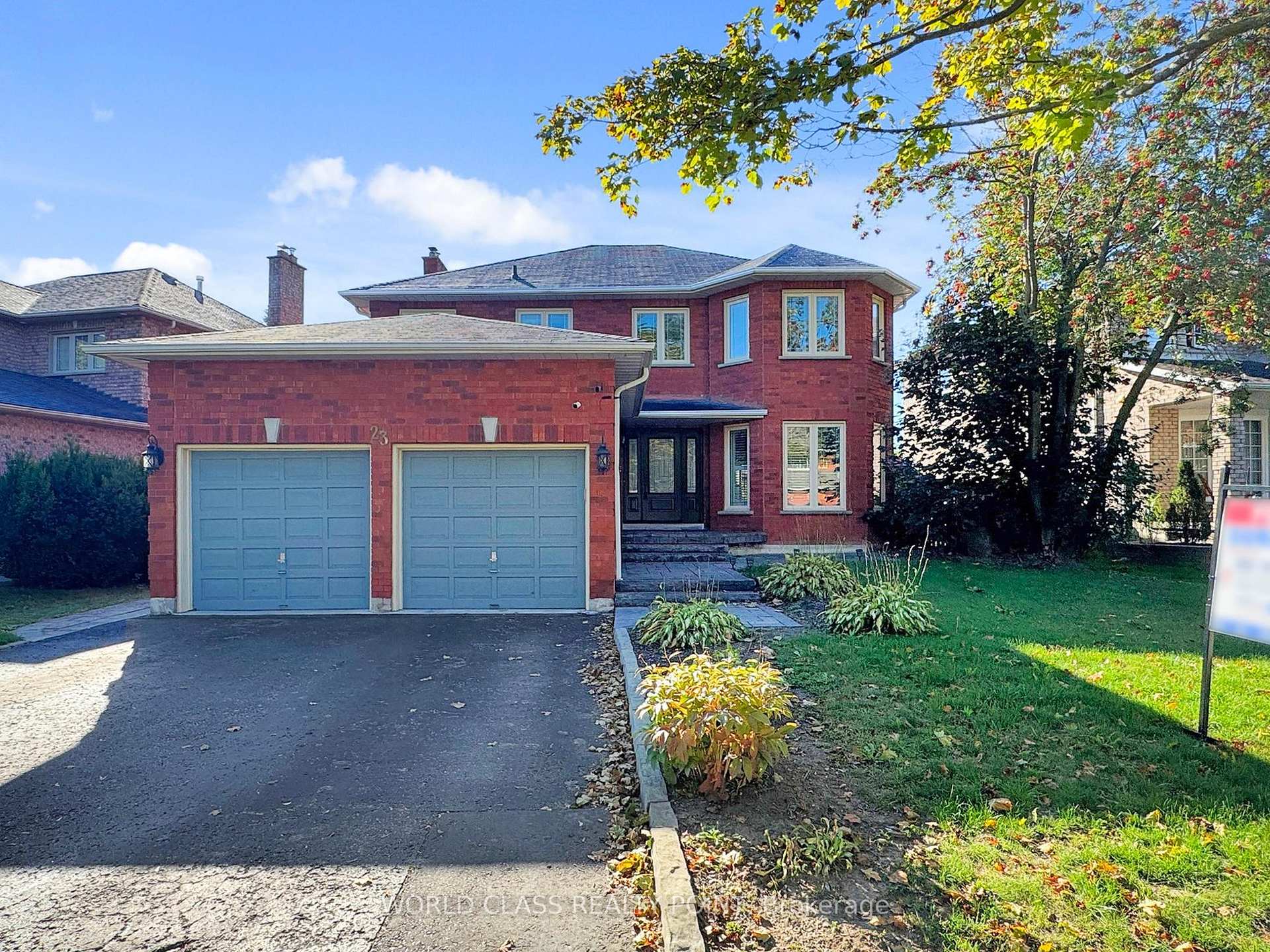 23 Kilbride Drive, Whitby, ON L1R 2B3