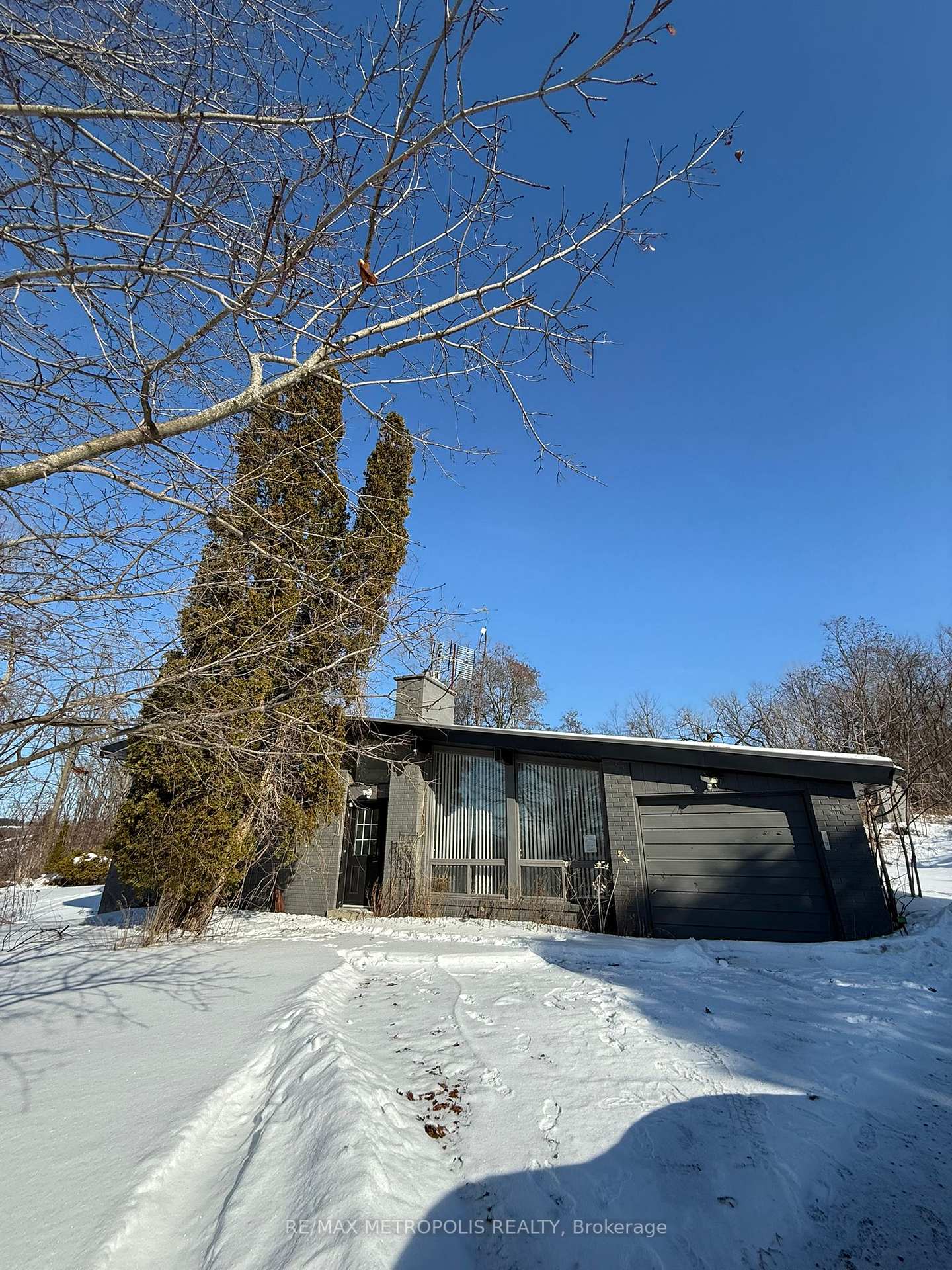 3975 Kinsale Road, Pickering, ON L1Y 1E3