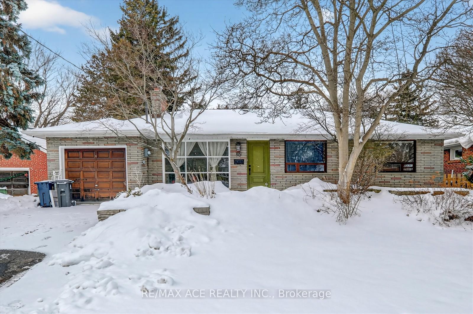 40 Brinloor Boulevard, Toronto, ON M1M 1L5