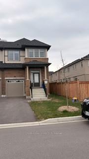 68 Air Dancer Crescent, Oshawa, ON L1L 0V3