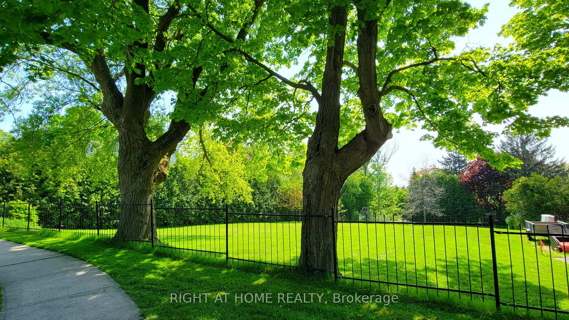 3580 Westney Road, Pickering, ON L0H 1H0