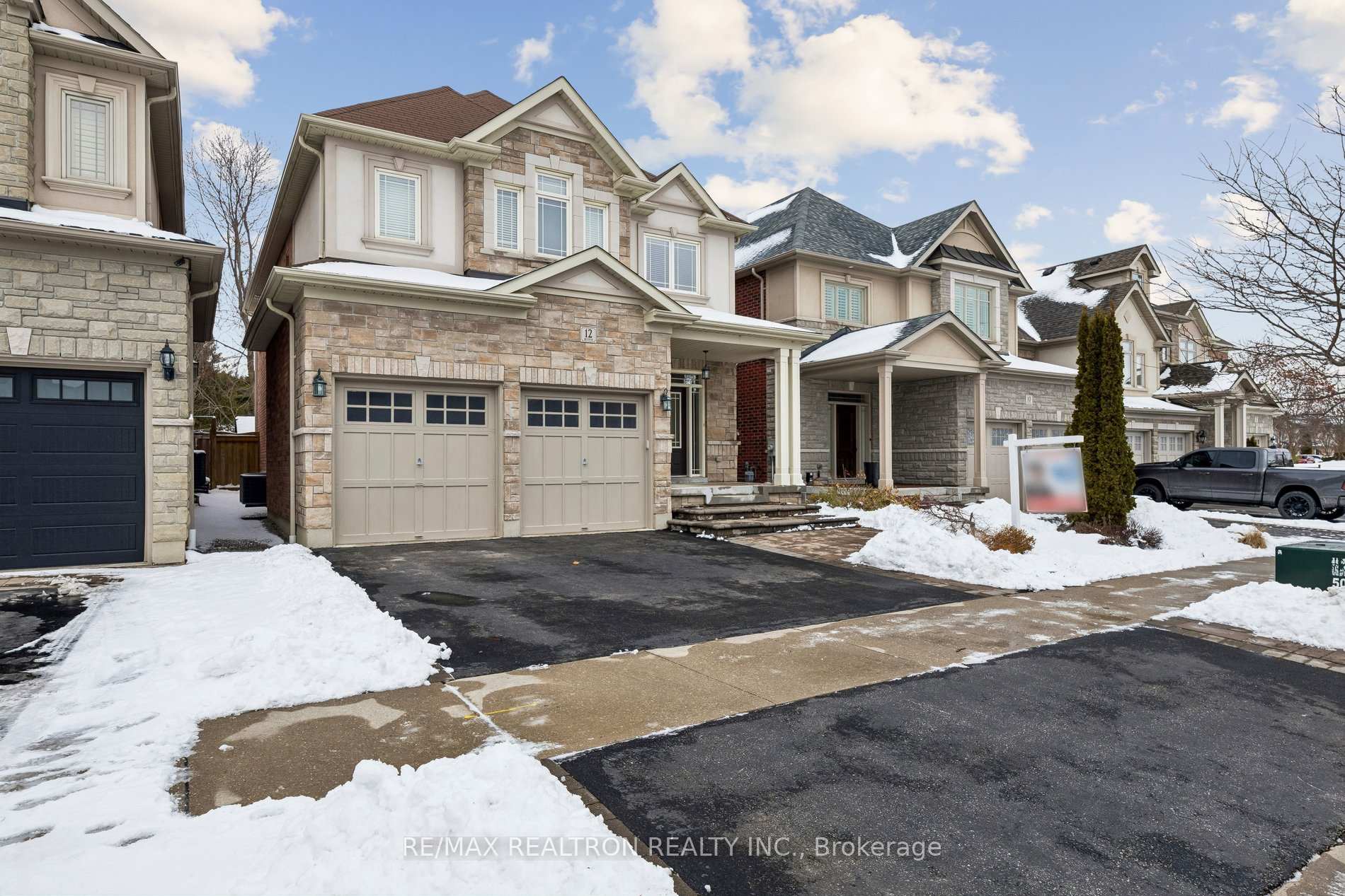 12 Promenade Drive, Whitby, ON L1R 0L4