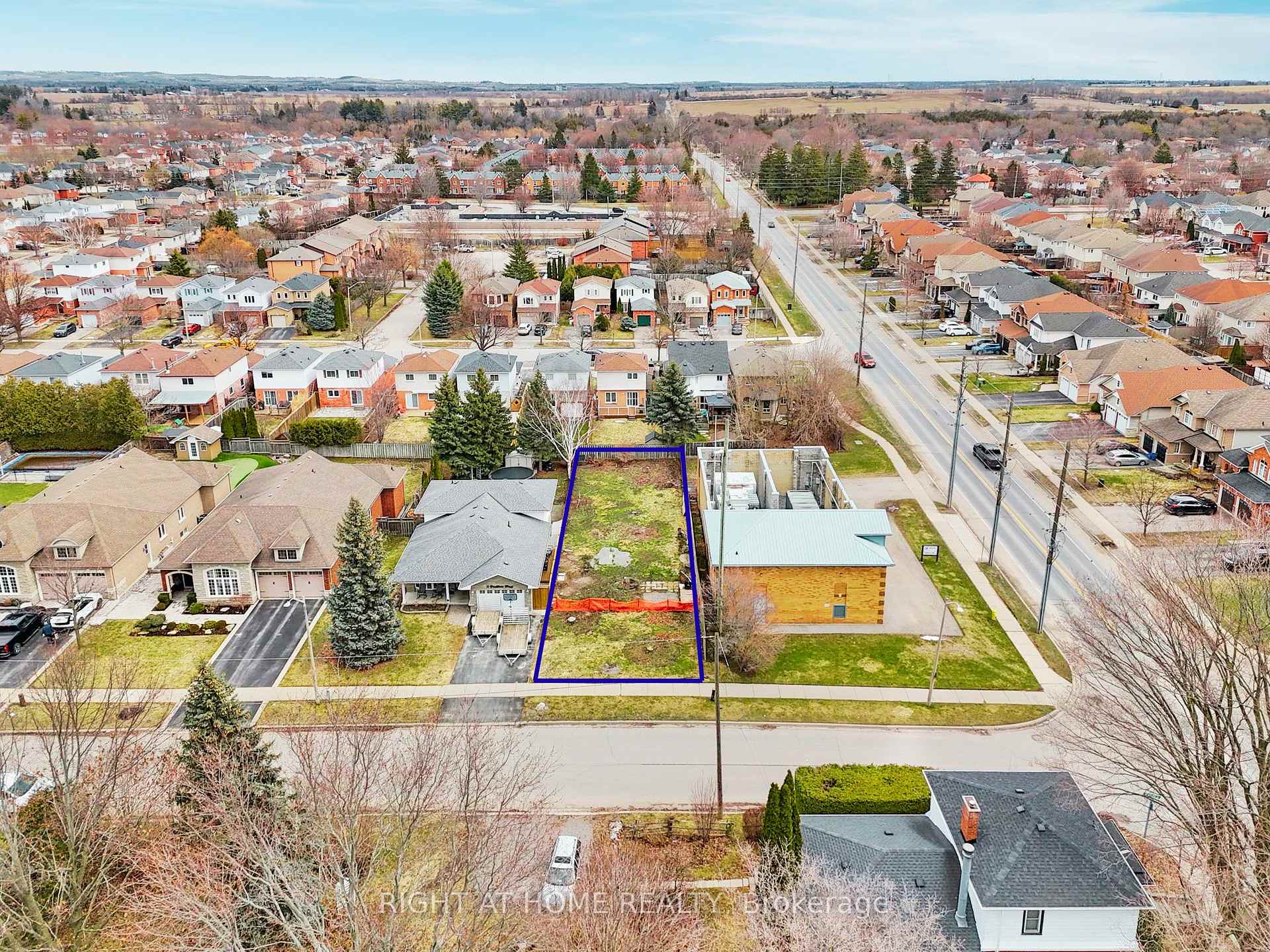 7 BRADSHAW Street, Clarington, ON L1C 2H4