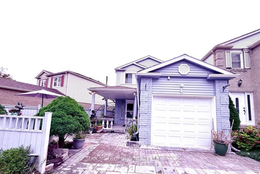4 Shepmore Terrace, Toronto, ON M1B 3H4