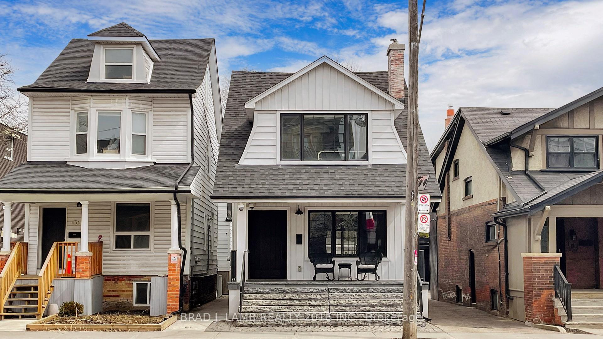 111 Woodbine Avenue, Toronto, ON M4L 3P1