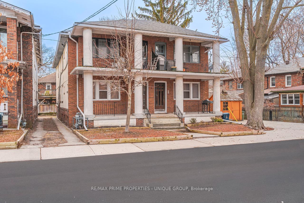 1-3 Bonfield Avenue, Toronto, ON M4E 1B9
