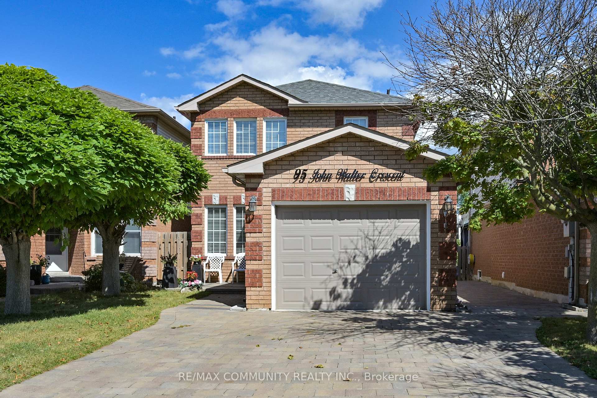 95 John Walter Crescent, Clarington, ON L1E 2W8