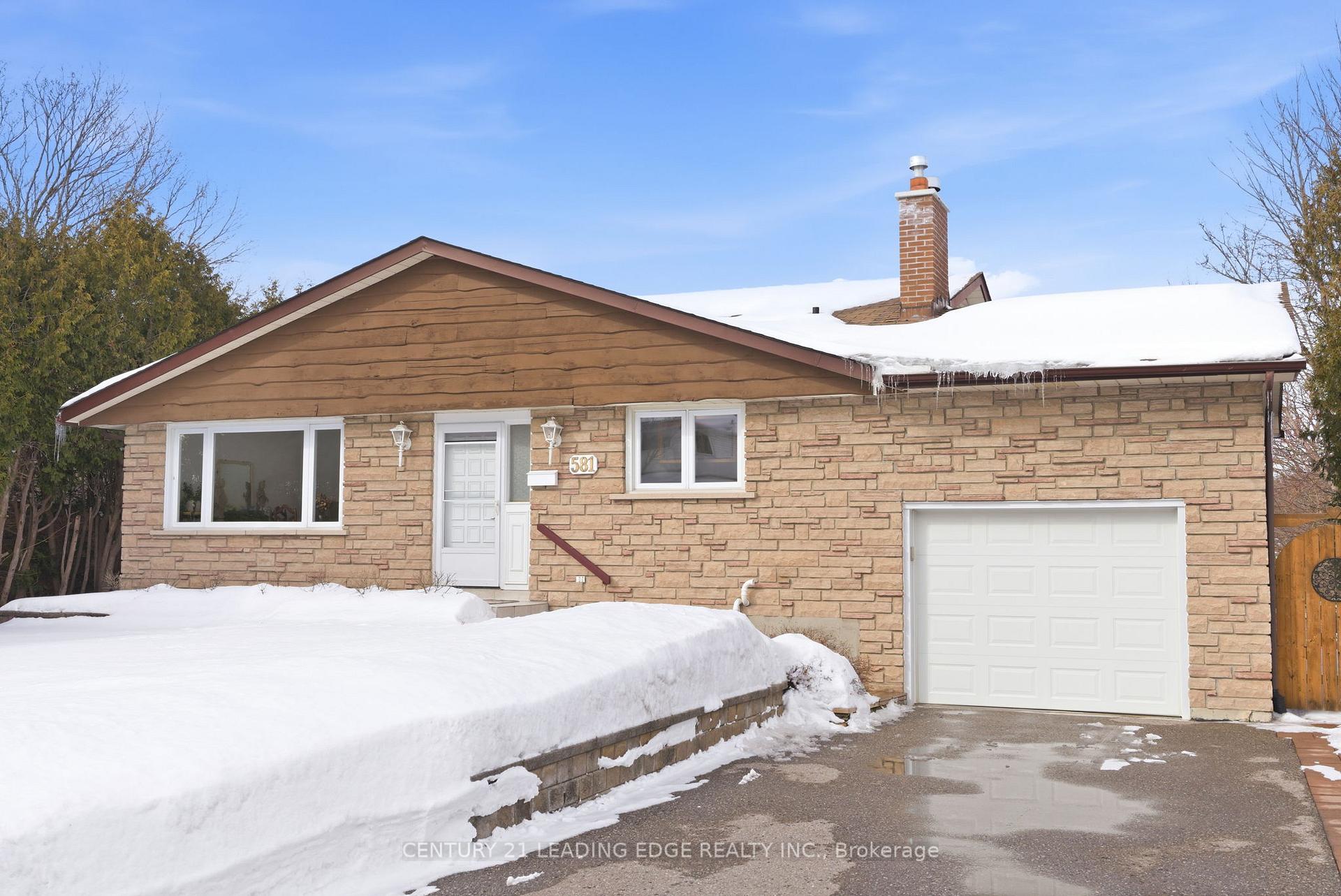 581 Arnhem Drive, Oshawa, ON L1G 2J7