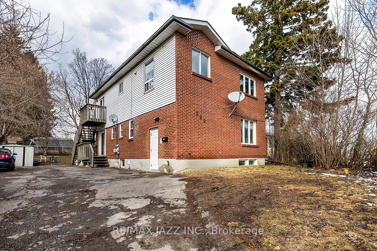 380 Phillip Murray Avenue, Oshawa, ON L1J 1H3