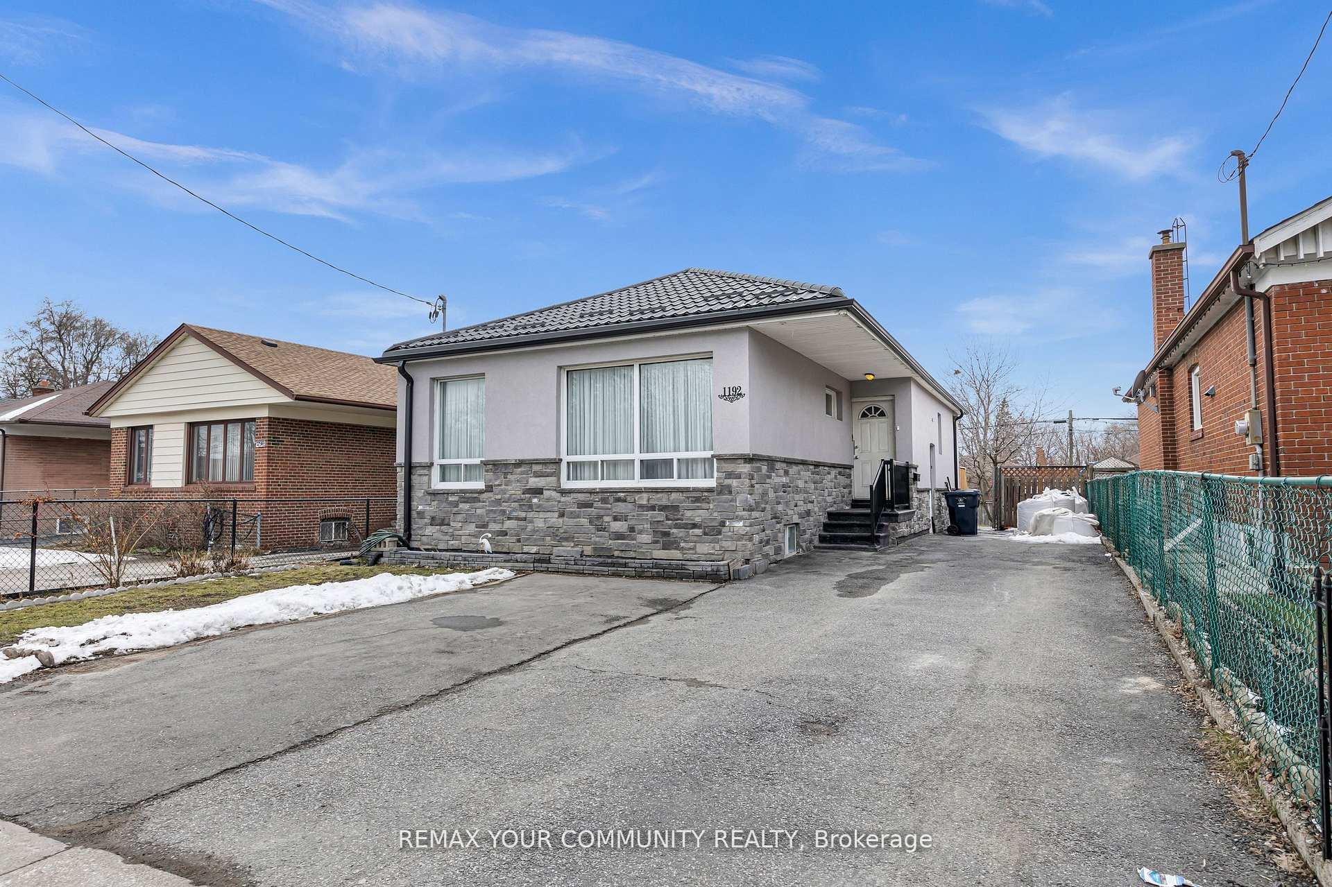 1192 Warden Avenue, Toronto, ON M1R 2R1