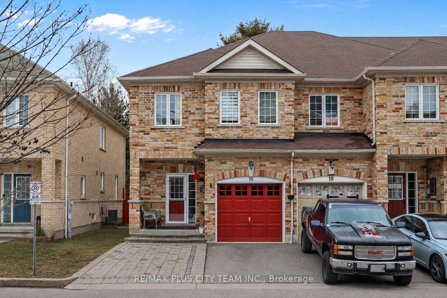 16 Edison Way, Whitby, ON L1R 0M3