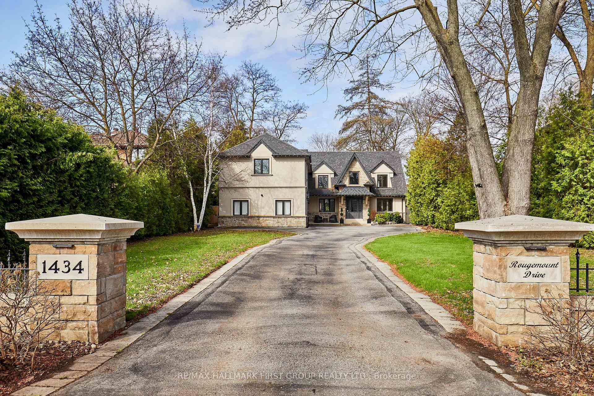 1434 Rougemount Drive, Pickering, ON L1V 1N1