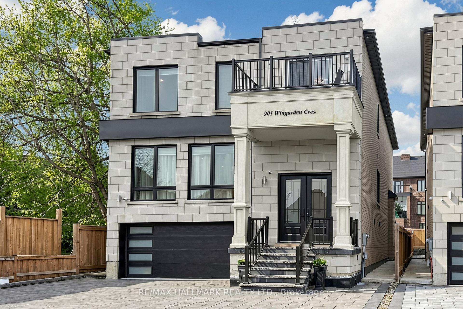 901 Wingarden Crescent, Pickering, ON L1V 7C5