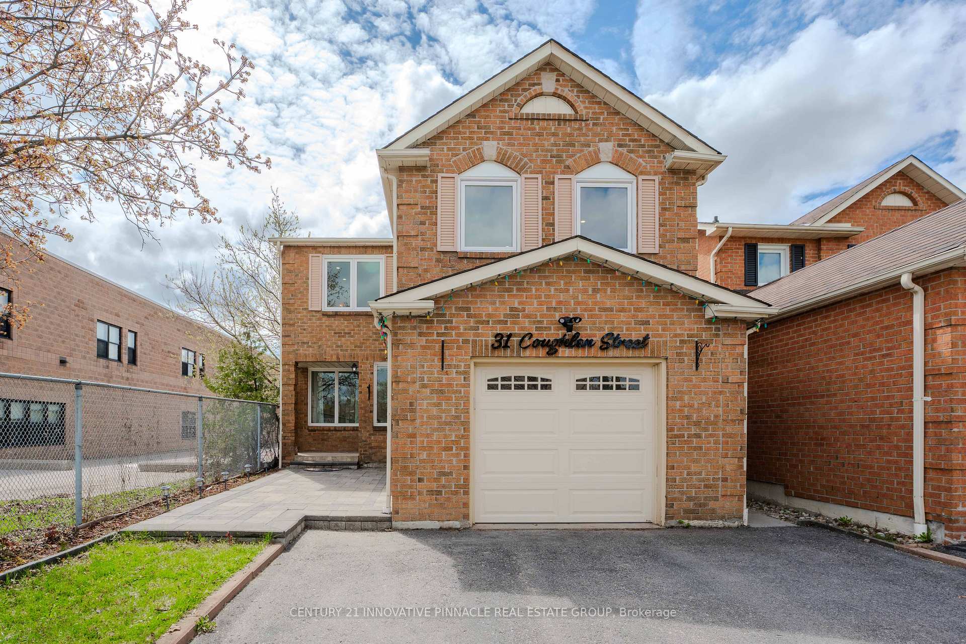 31 Coughlen Street, Ajax, ON L1T 2M9