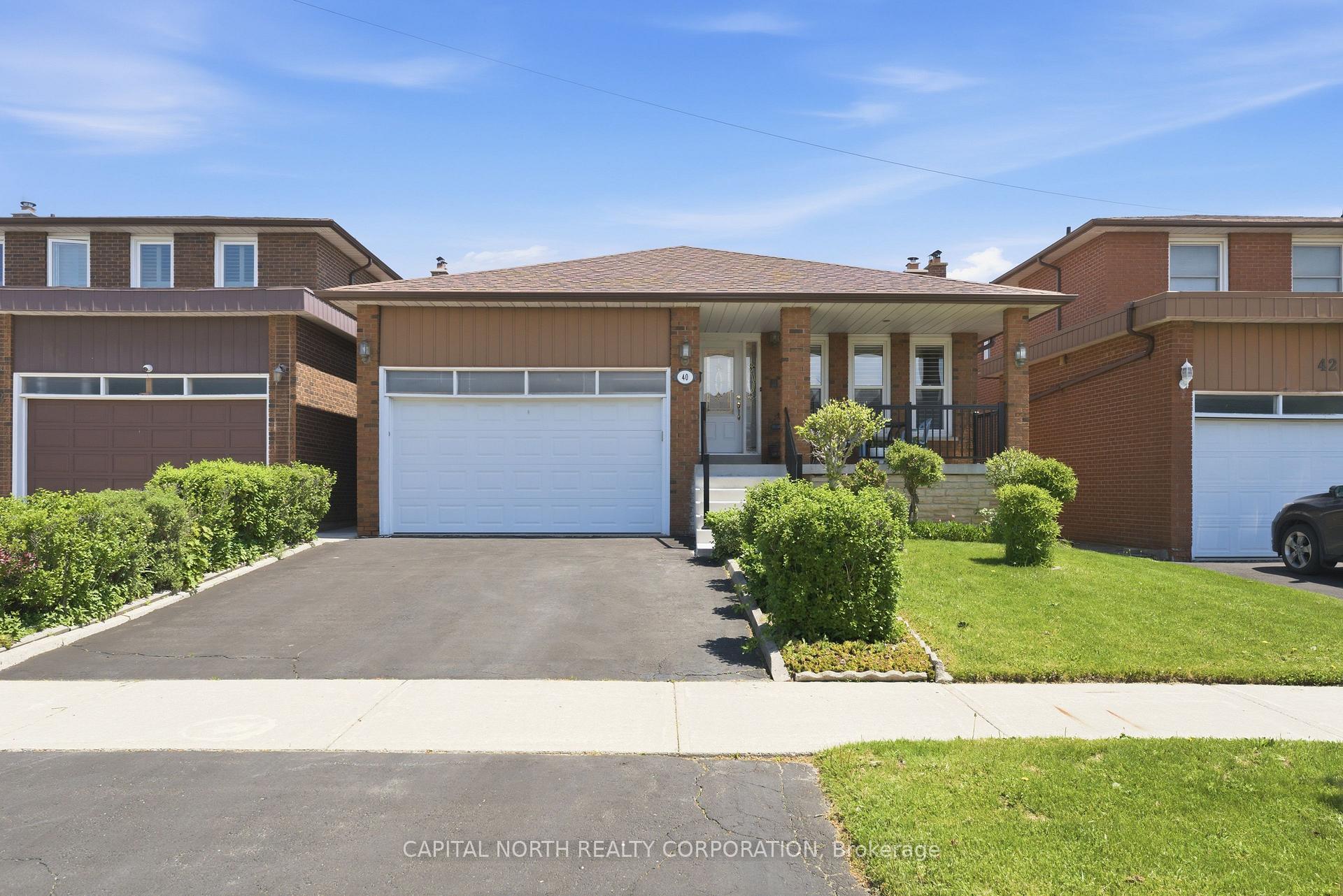 40 Birdwood Court, Toronto, ON M1W 3K2