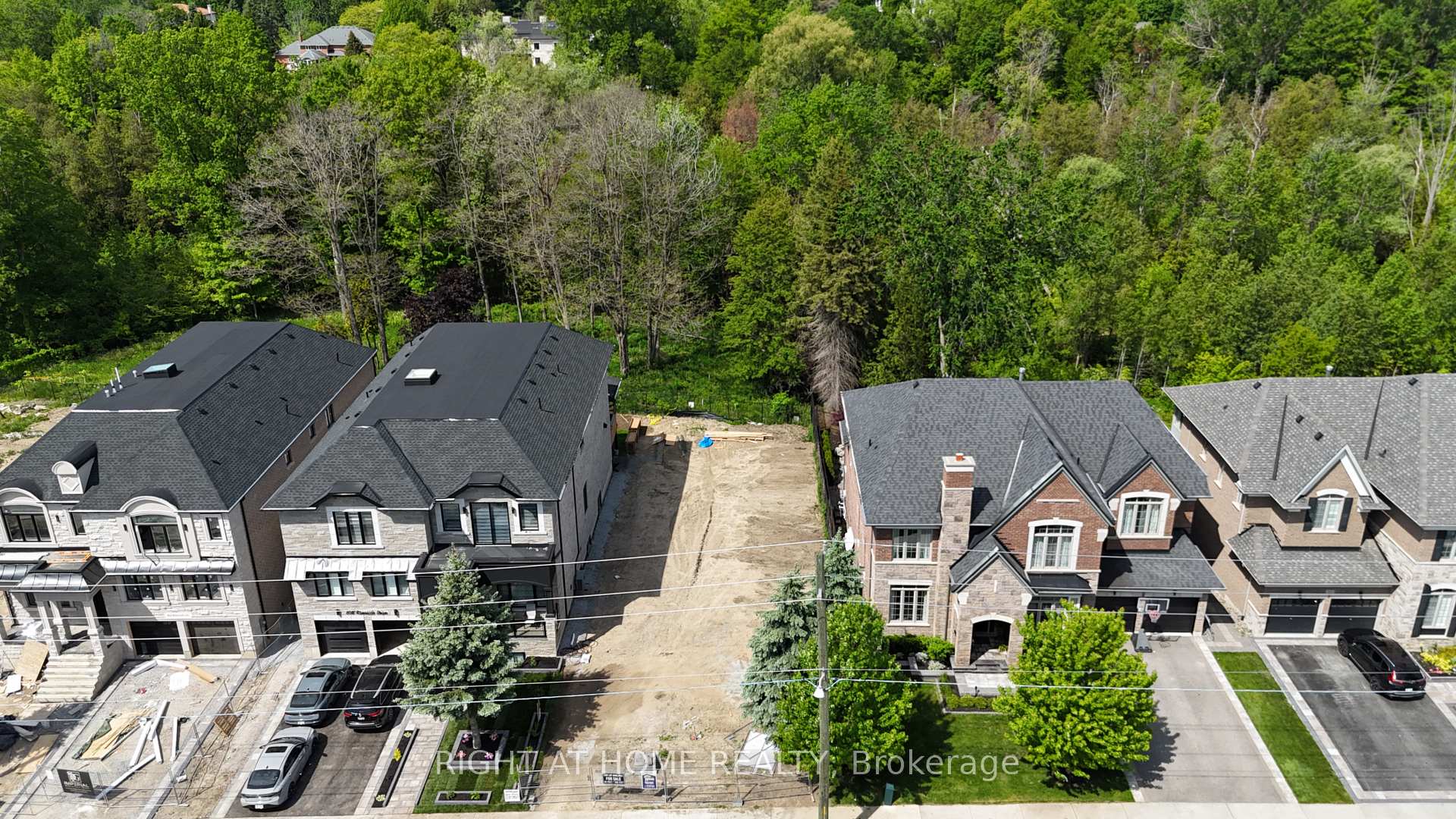 860 Riverside Drive, Ajax, ON L1T 3S2