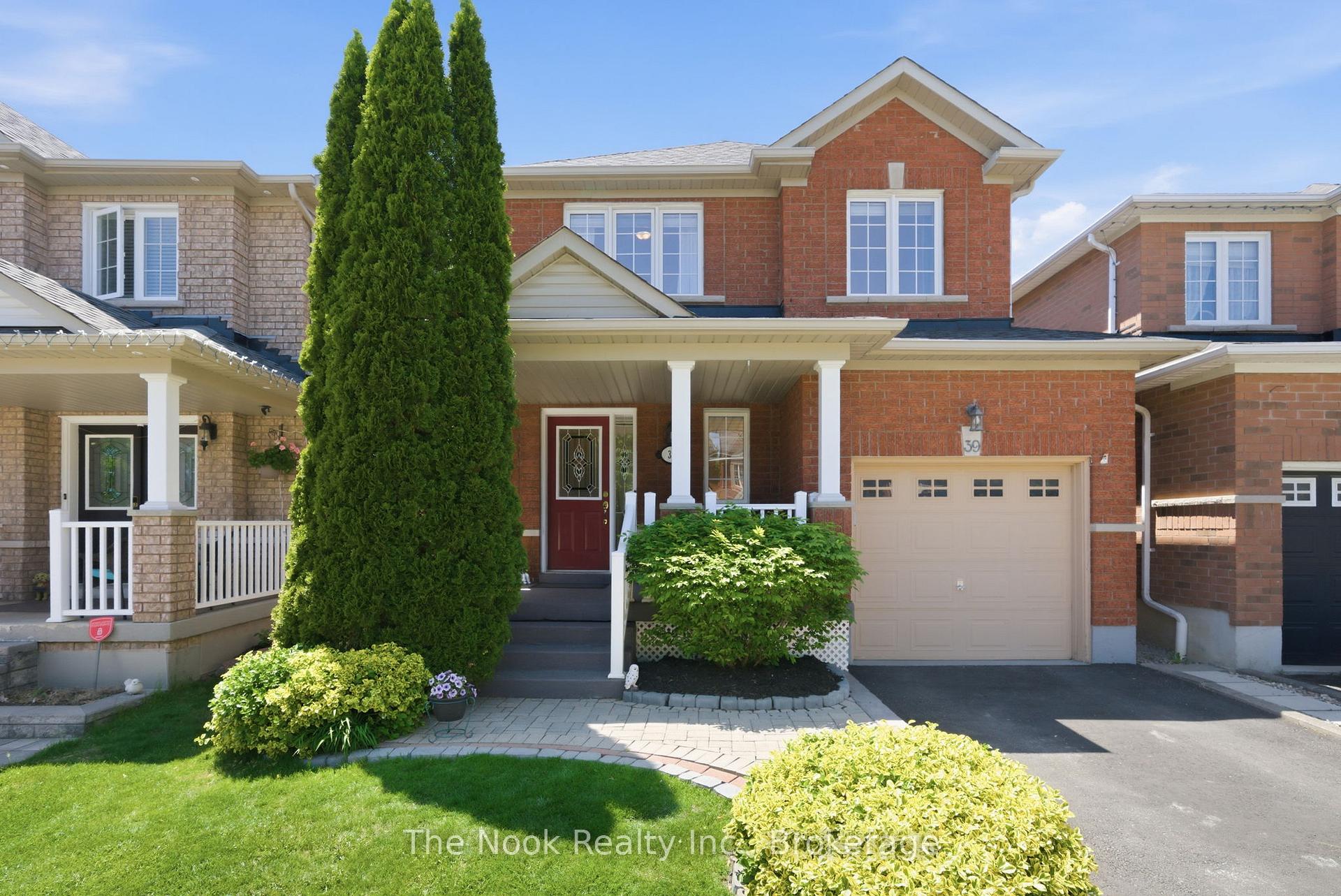 39 Rampart Crescent, Whitby, ON L1P 1T6