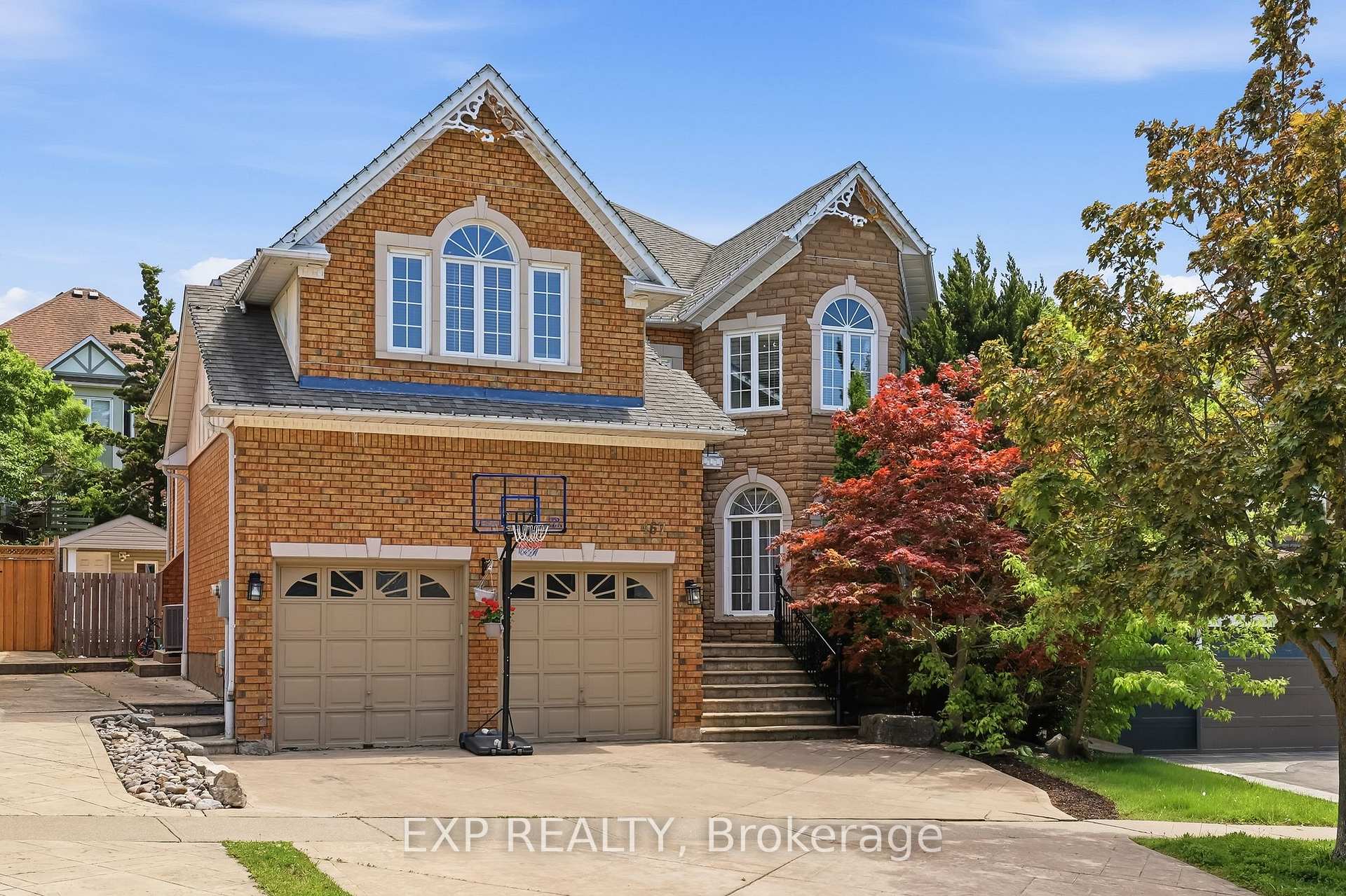 467 Delaney Drive, Ajax, ON L1T 3Y5