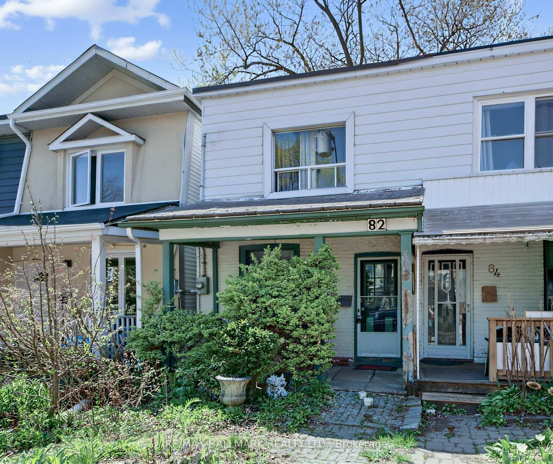 82 Muriel Avenue, Toronto, ON M4J 2Y4