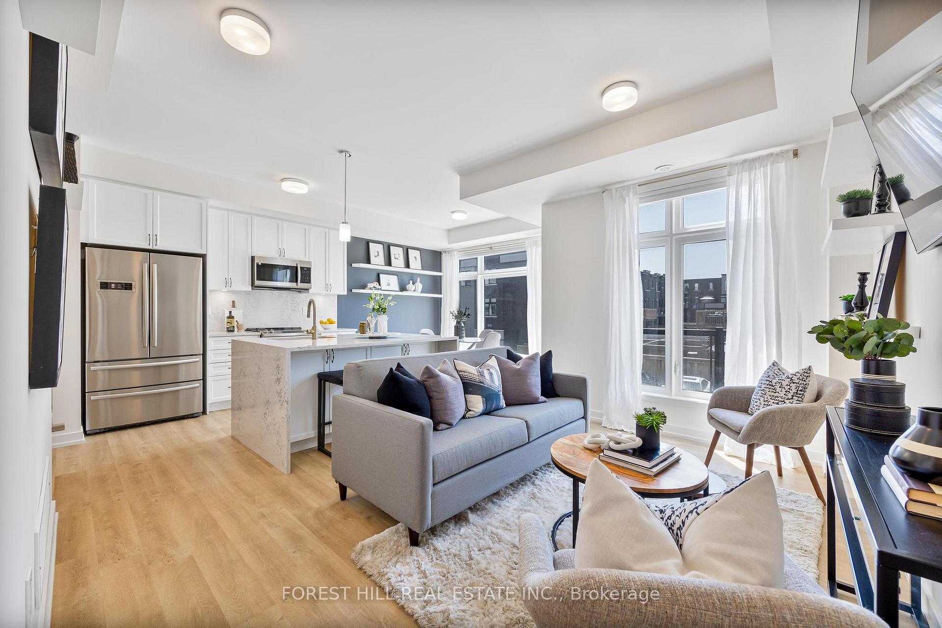 2550 Castlegate Crossing 409, Pickering, ON L1H 0H6