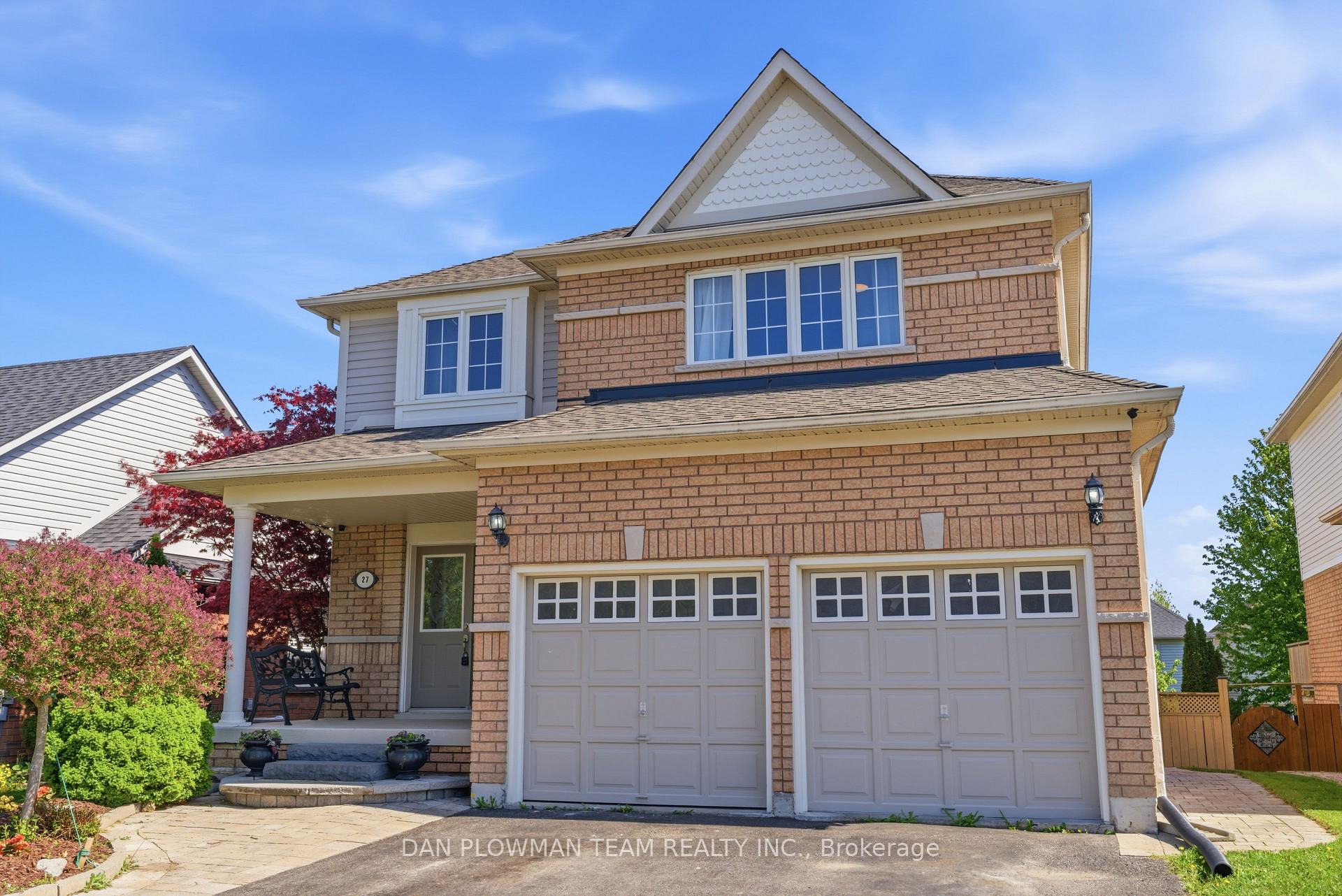 27 Hockley Avenue, Clarington, ON L1C 5P2