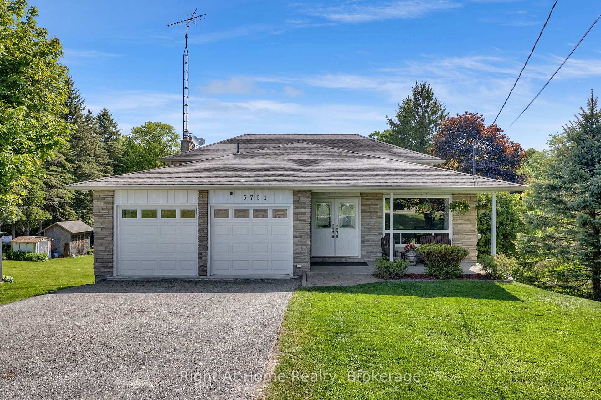 5751 Main Street, Clarington, ON L0B 1M0