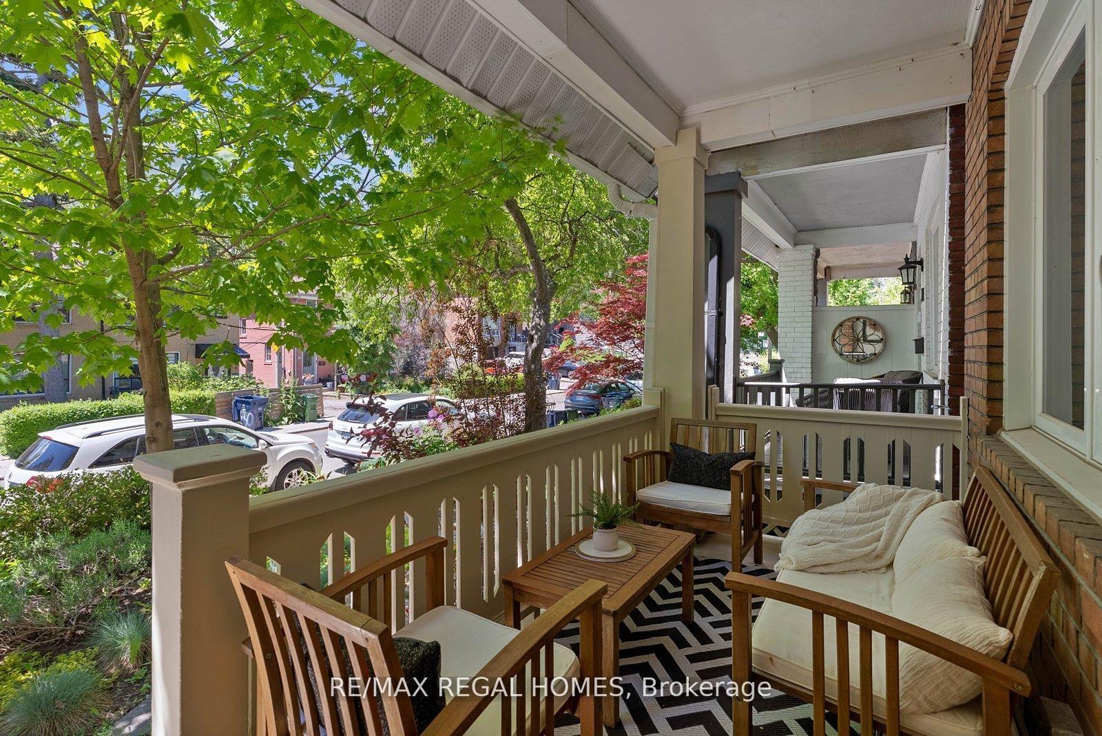 459 Ashdale Avenue, Toronto, ON M4L 2Z3