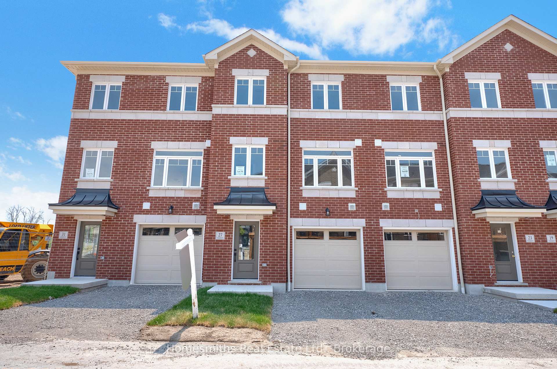 27 Nady Lane, Clarington, ON L1B 0X1