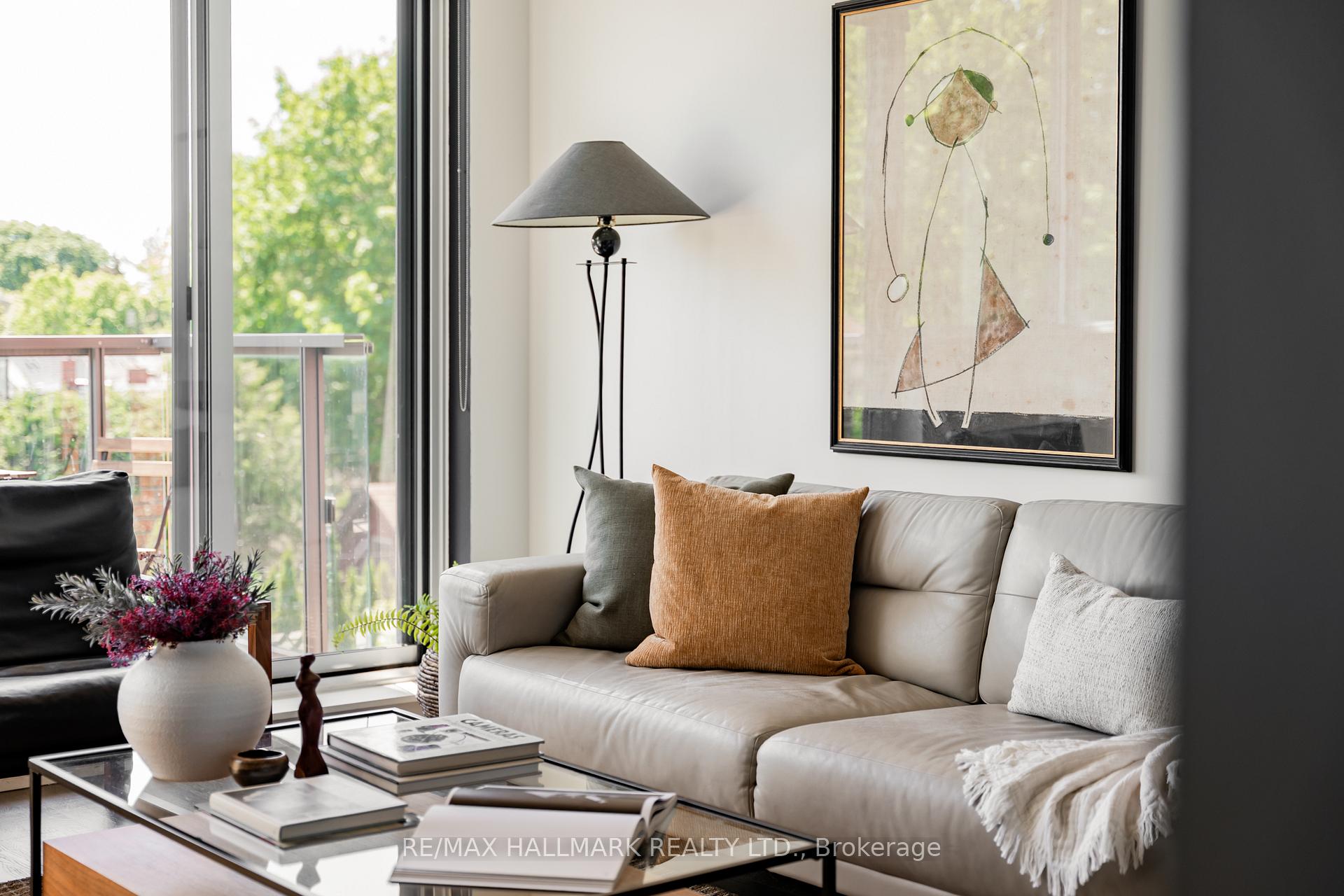60 Haslett Avenue 201, Toronto, ON M4L 0A9