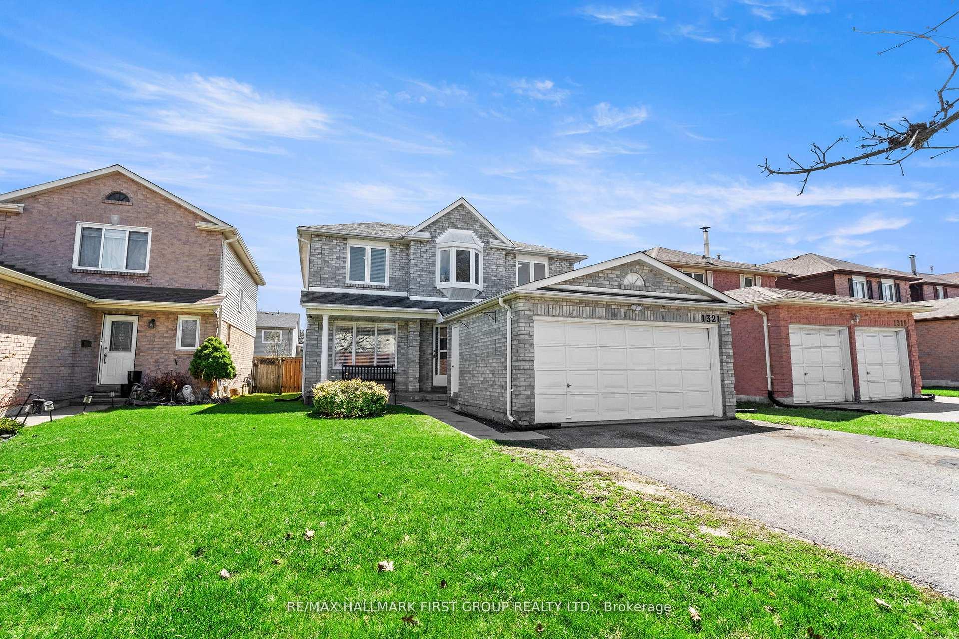 1321 Anton Square, Pickering, ON L1V 5S7
