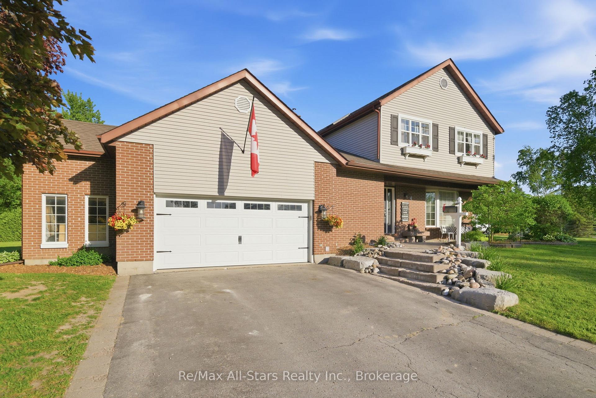 4 Circle Drive, Scugog, ON L9L 1N9