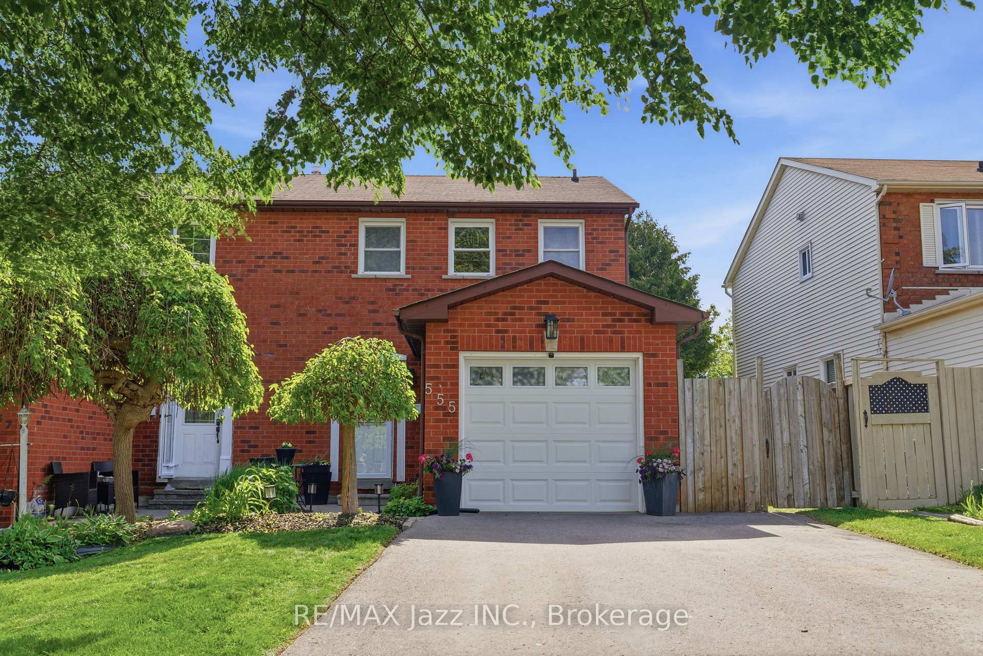 555 Cobblehill Drive, Oshawa, ON L1K 1Y6