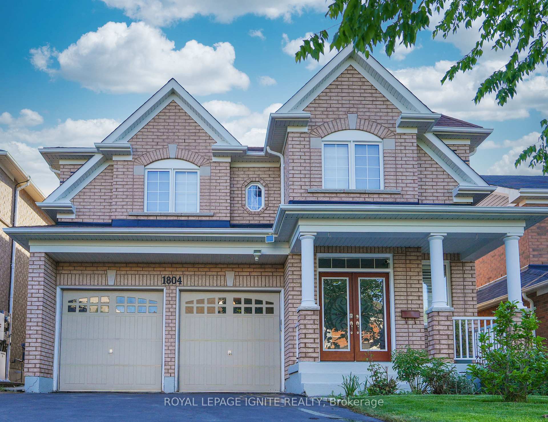 1804 Finkle Drive, Oshawa, ON L1K 0R4