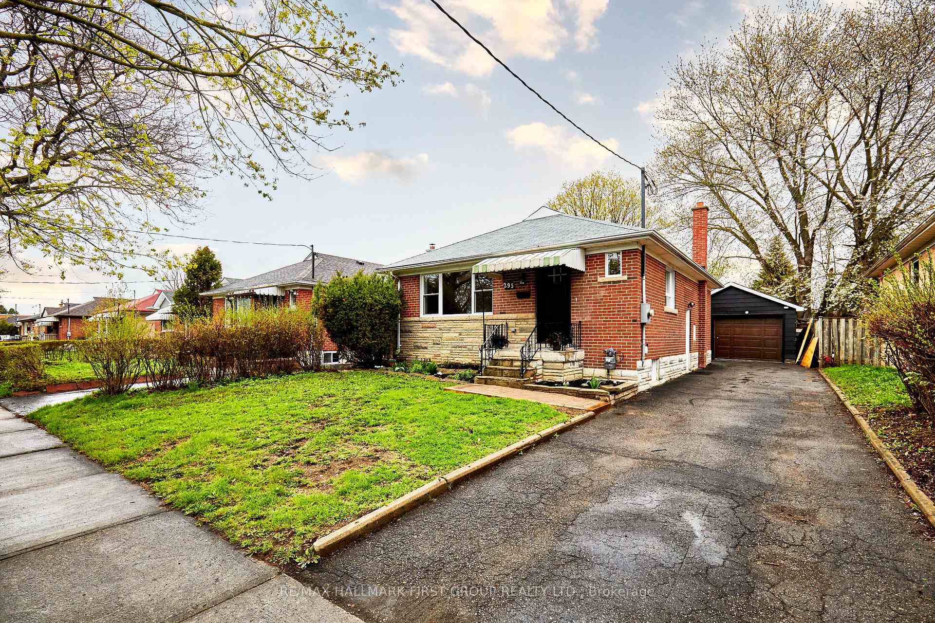 295 Baldwin Street, Oshawa, ON L1H 6H5
