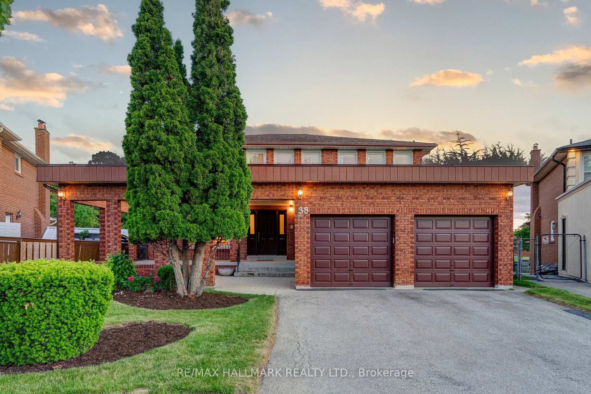 38 Elmartin Drive, Toronto, ON M1W 3C5