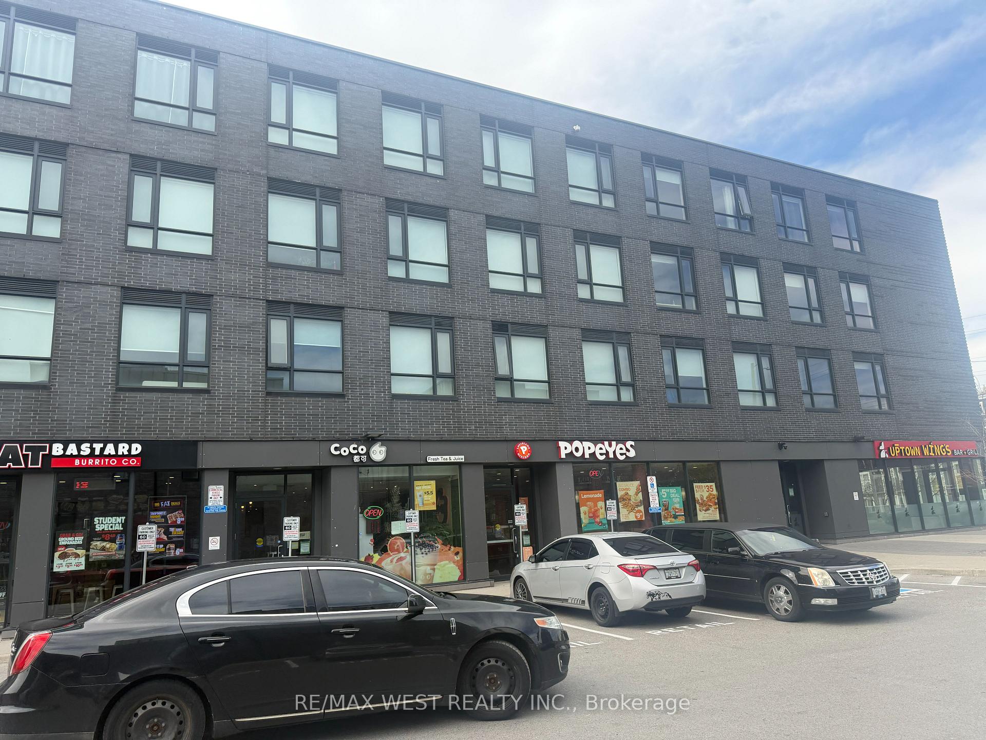 1800 Simcoe Street N 302, Oshawa, ON L1G 0C2
