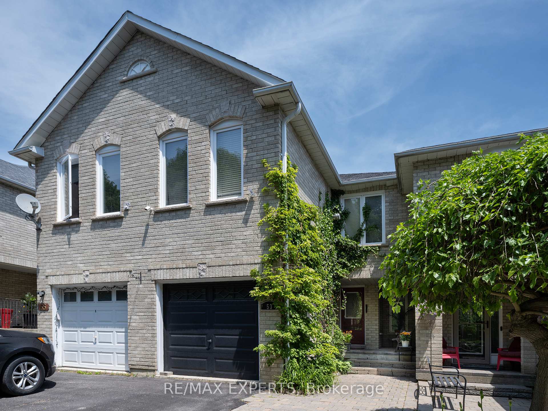53 Horne Avenue, Ajax, ON L1T 4A5